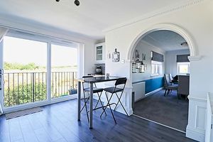 Kitchen / Diner- click for photo gallery